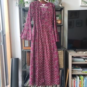 Band of Gypsies bell-sleeved maxi dress w pockets